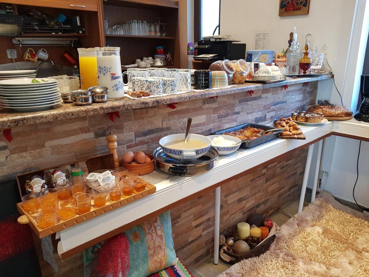 Petra & Elato Art Hotel Valtessiniko Luaran gambar