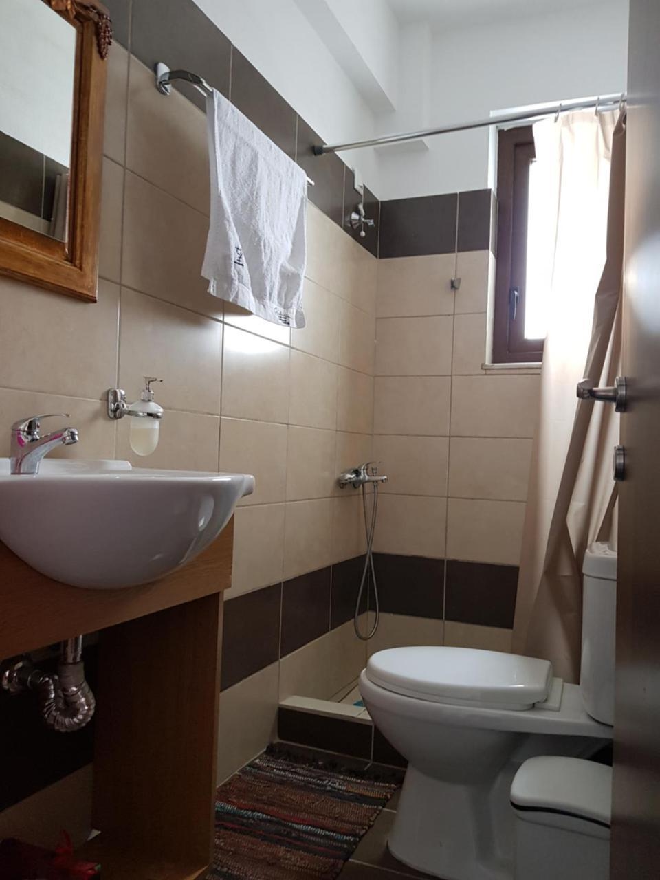 Petra & Elato Art Hotel Valtessiniko Luaran gambar